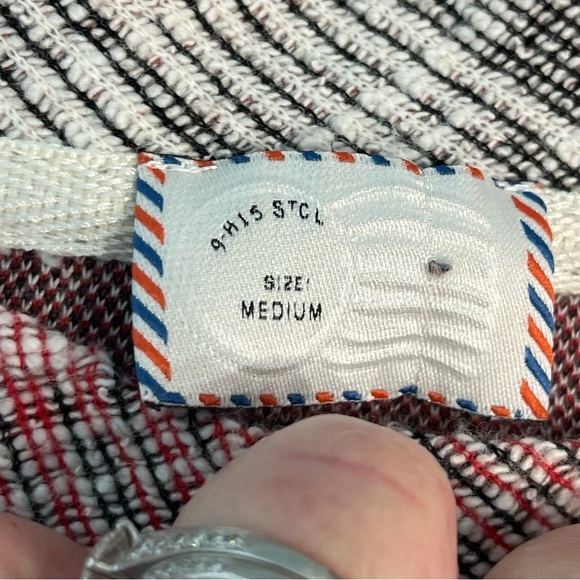 Anthropologie 9-H15-STCL red black white sweater size medium - Picture 2 of 8